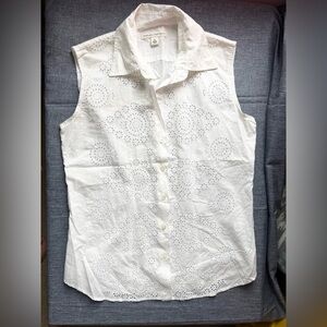 Banana Republic White Eyelet Sleeveless Button-Down Shirt
